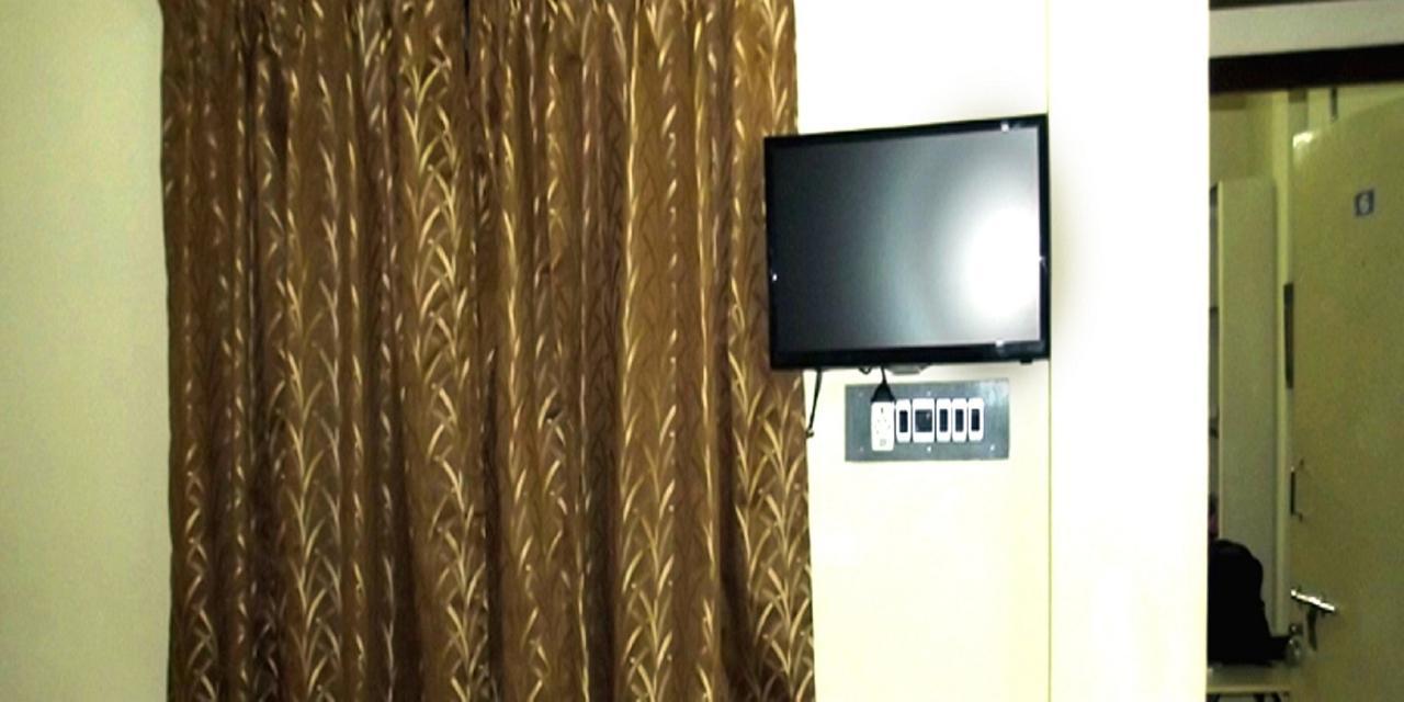 Bssk Comforts Inn Tiruchirappalli Екстериор снимка